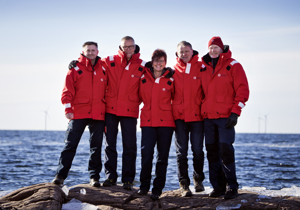 Årets sjöräddare 2016: Robert Selling, Ingemar Jonsson, Anette Morell, Patrick Andersson och Benny Ekström från RS Hammarö. BILD: Øyvind Lund